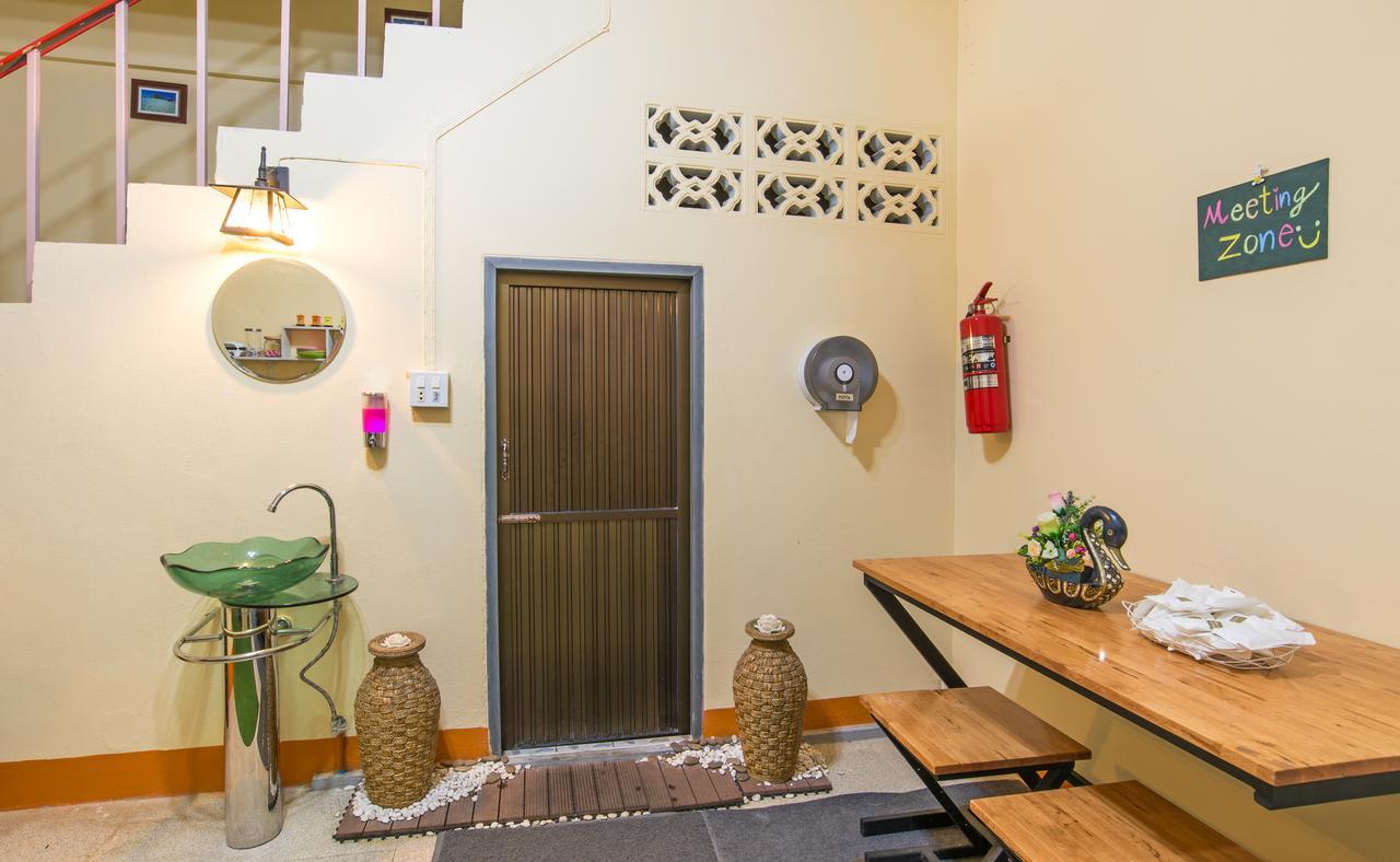 Chaofar De Hostel Krabi town Εξωτερικό φωτογραφία