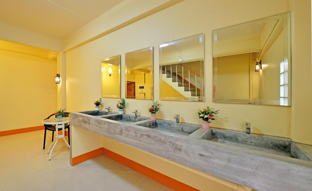 Chaofar De Hostel Krabi town Εξωτερικό φωτογραφία